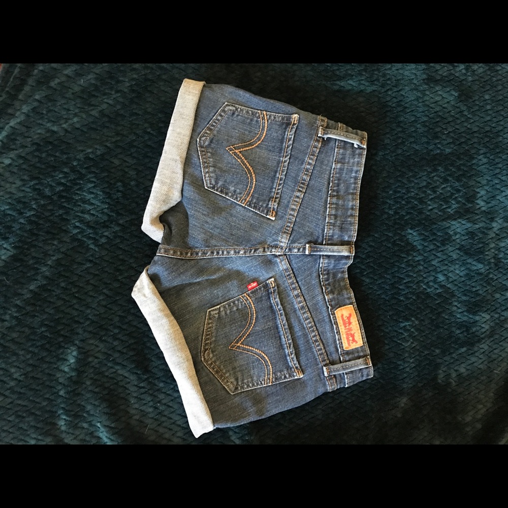 Levi shorts